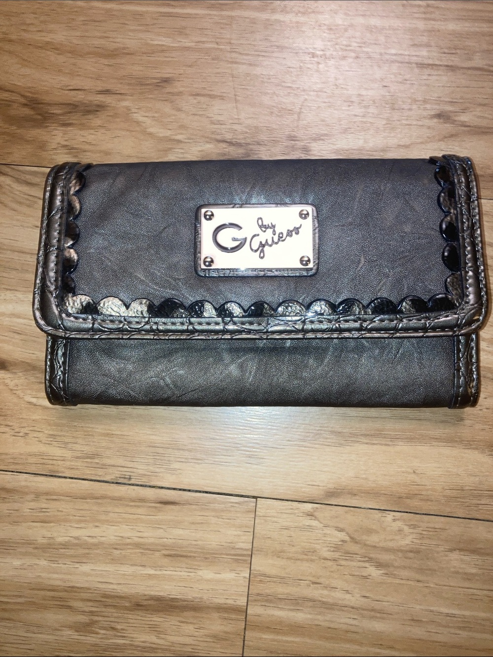 Guess Metallic Bronze Scalloped Trim Wallet
